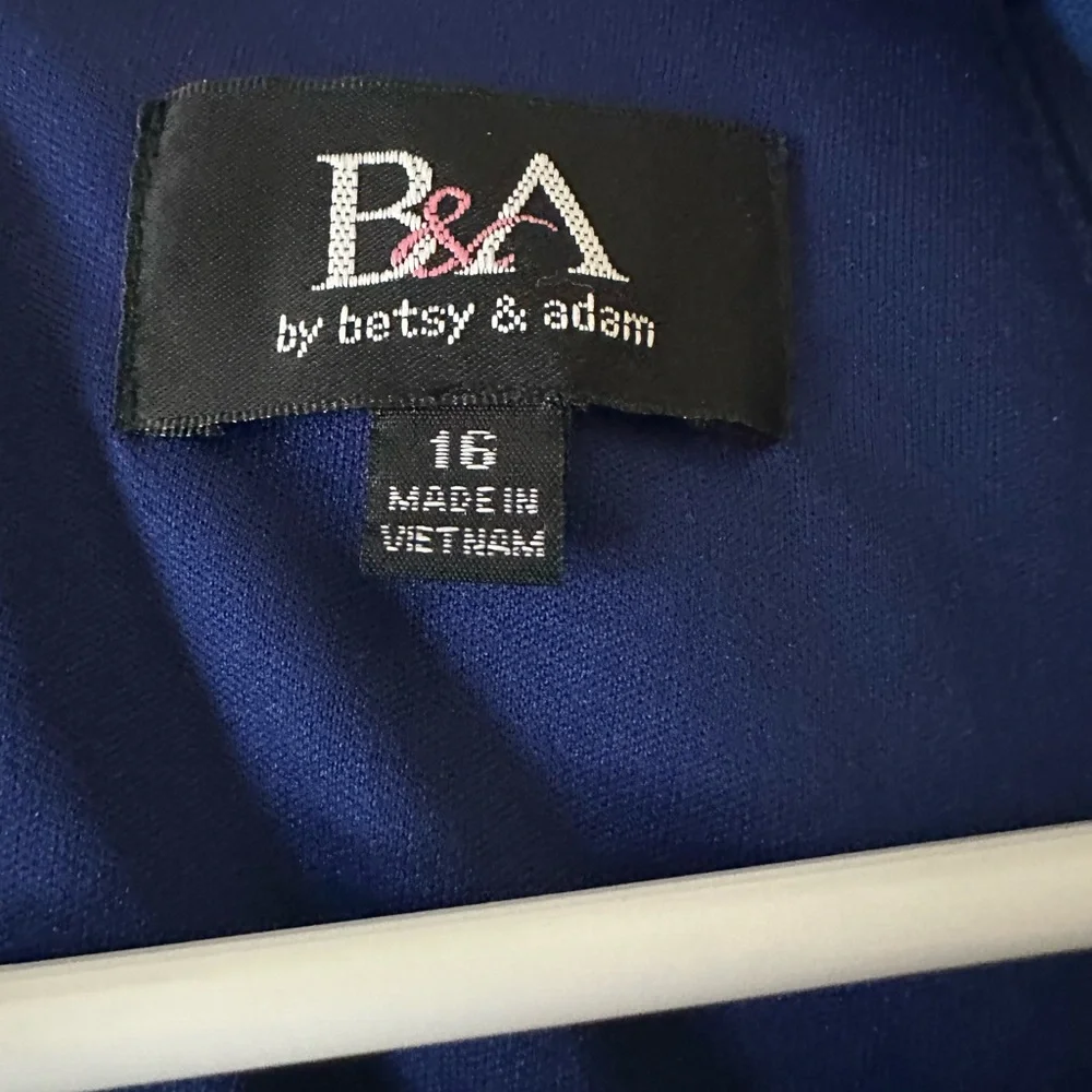 Betsy & Adam Navy Floral Maxi Dress - Picture 4 of 9